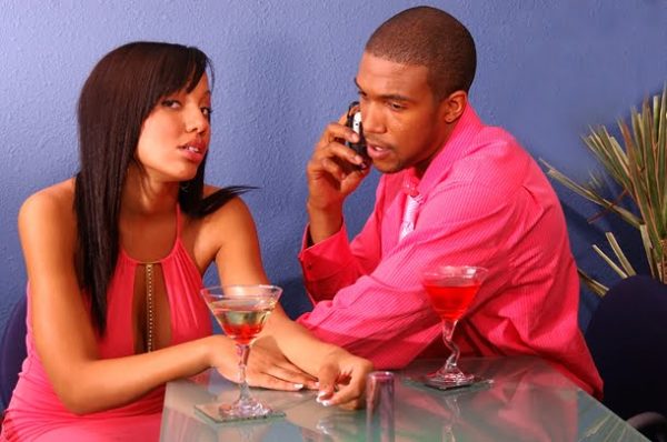 Cell Phone Etiquette on Dates